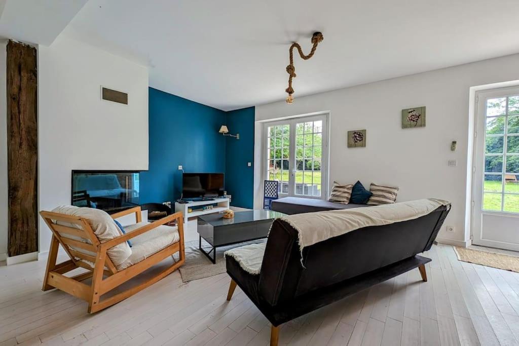 Photo of Bedroom in Morvilliers