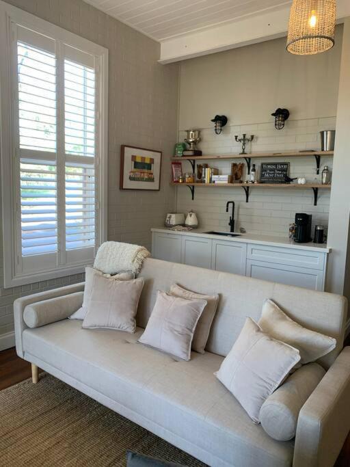 Photo of Livingroom in Moorooroo