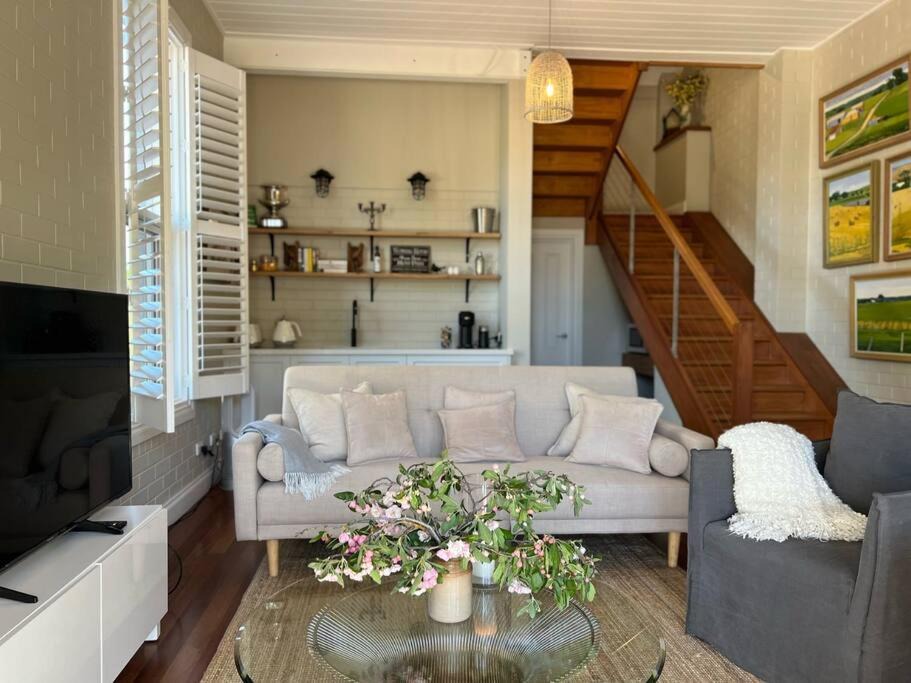 Photo of Others in Moorooroo