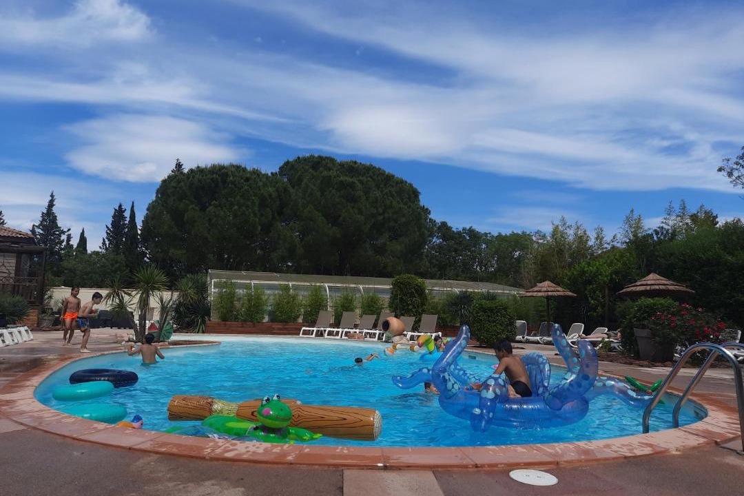 Photo of Others in Le Bosc