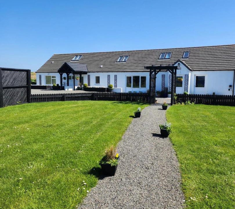 Photo of Others in Holm