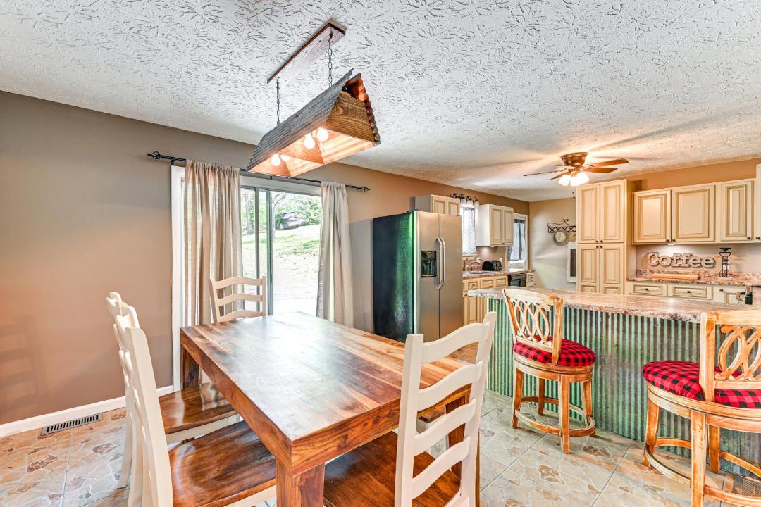 Photo of Kitchen in Gray