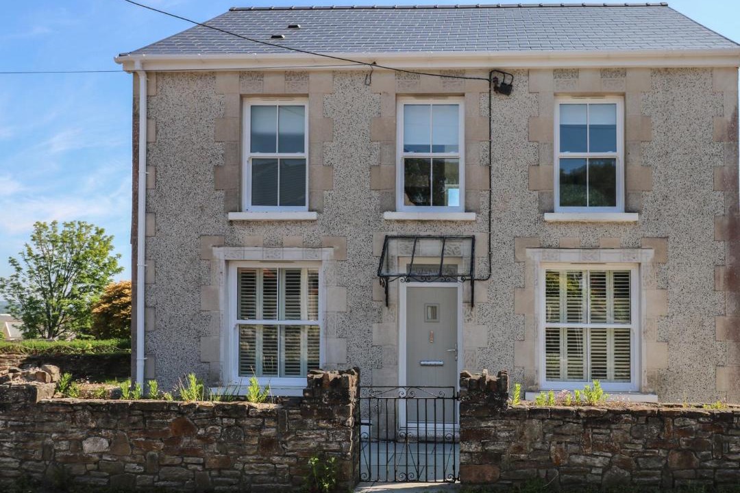 Photo of Others in Pen-clawdd