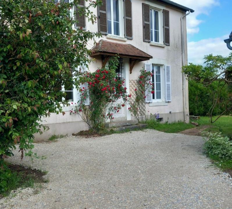 Photo of Others in Avallon