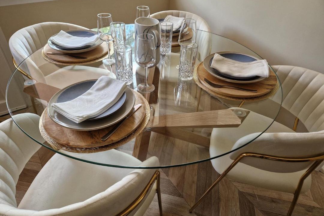 Photo of Others in Hure