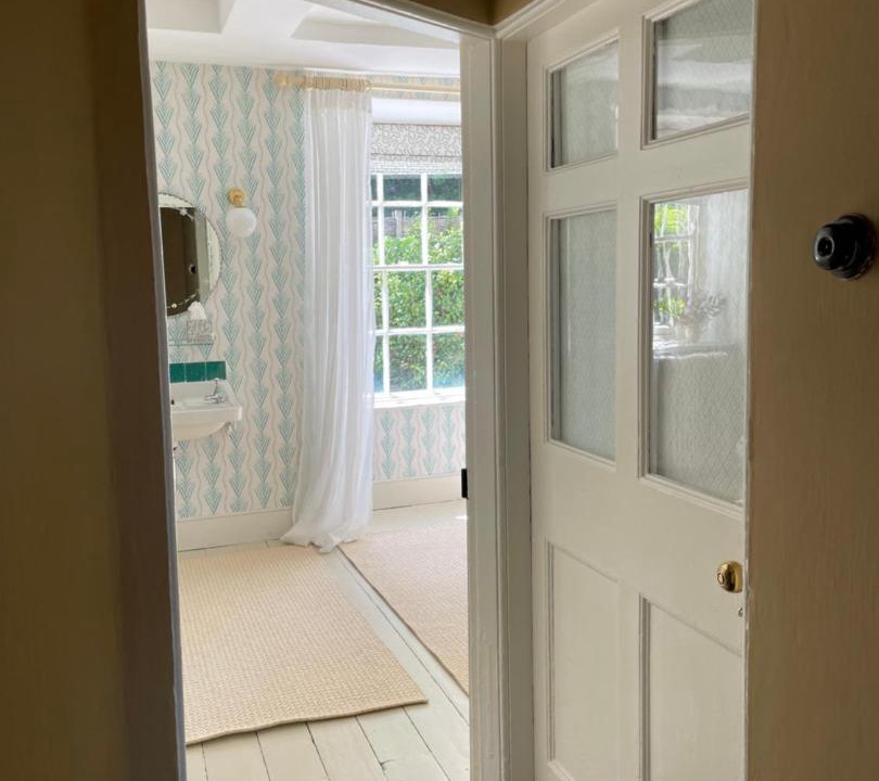 Photo of Others in Tremain