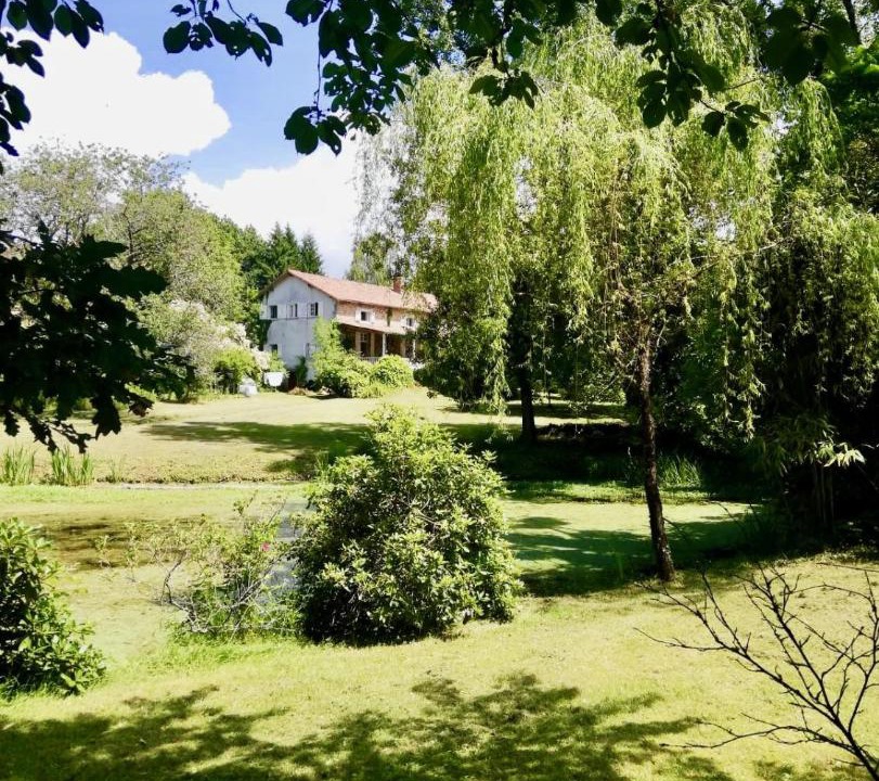 Photo of Others in Saint-Estephe