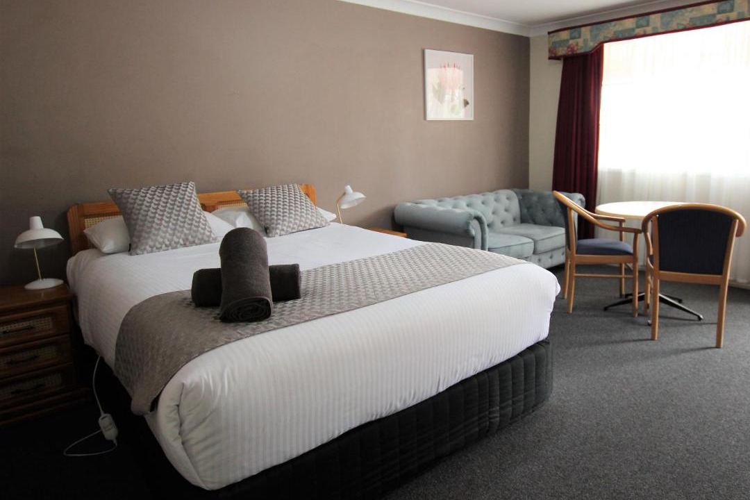 Photo of Others in Oberon