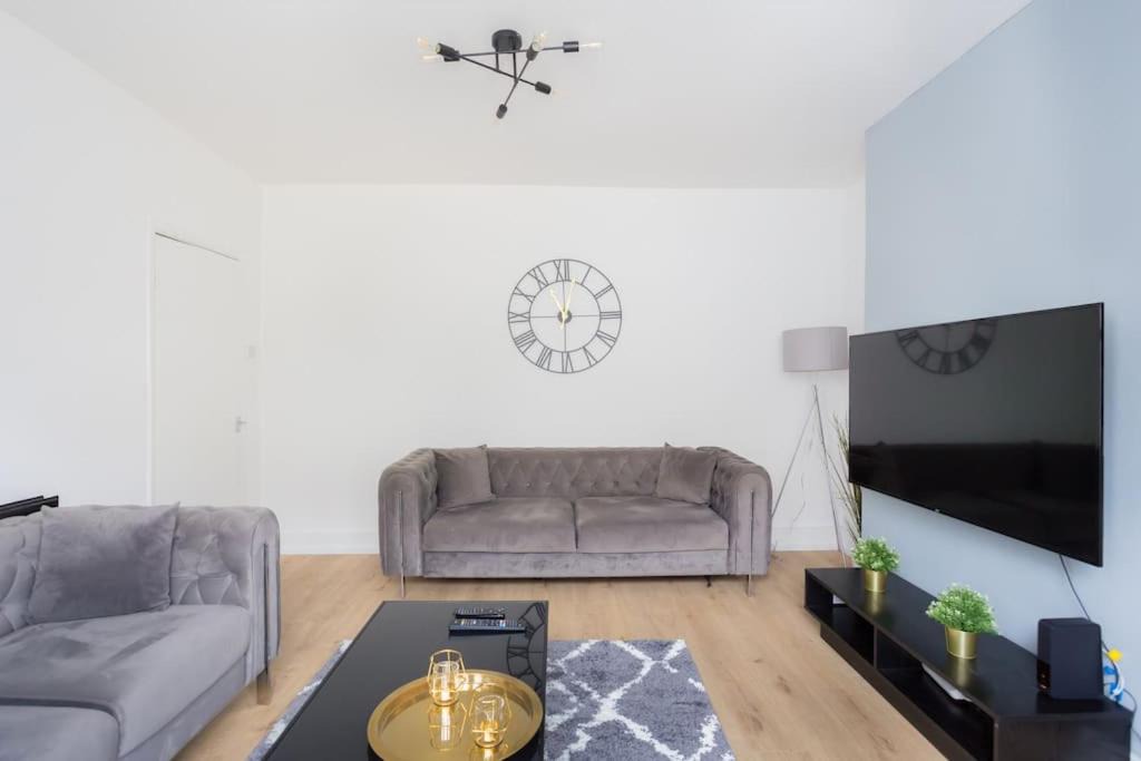 Photo of Others in Hackney