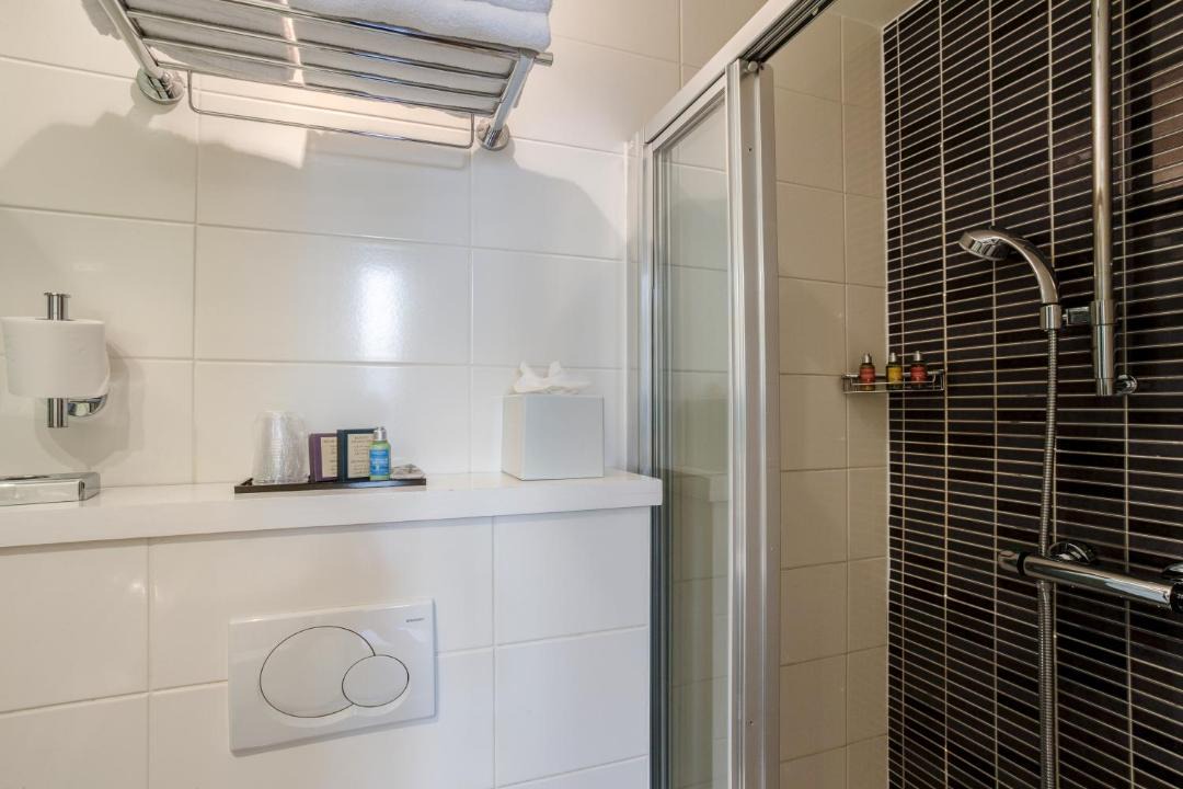 Photo of Bathroom in Val-de-Grace
