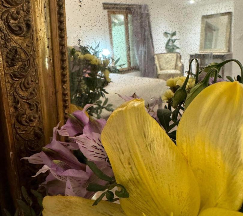 Photo of Others in Confrancon