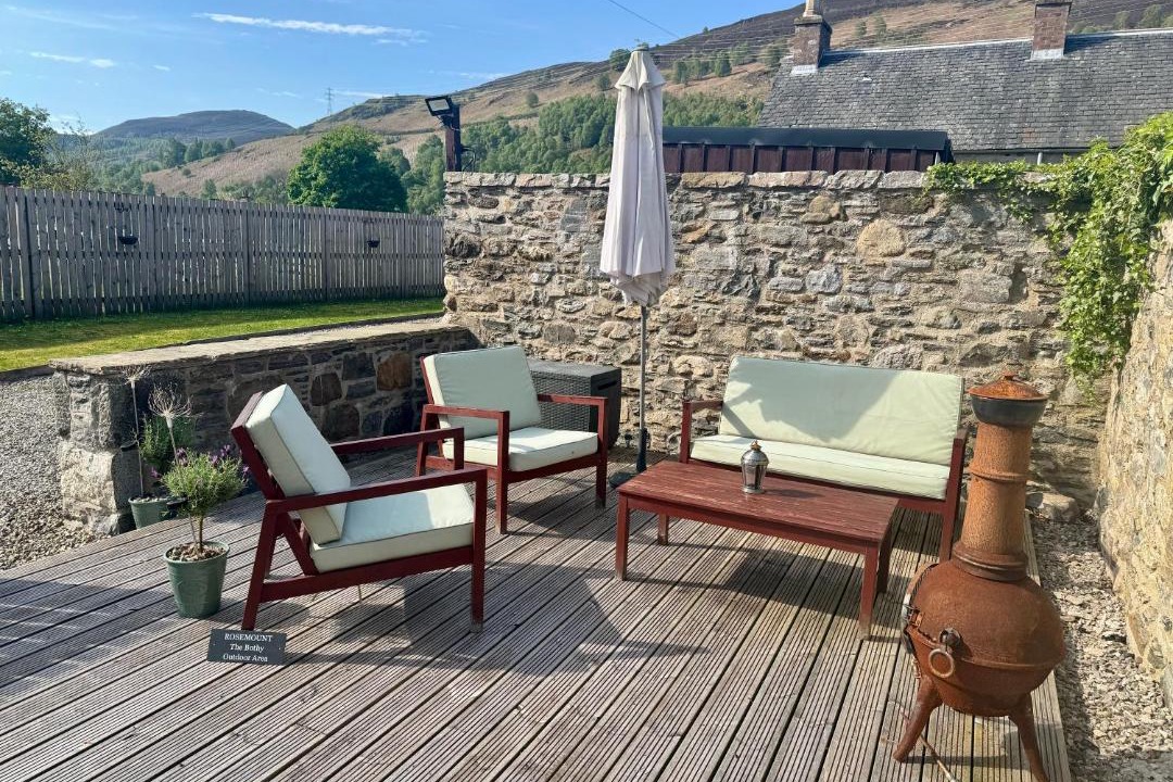 Photo of Others in Gorstan