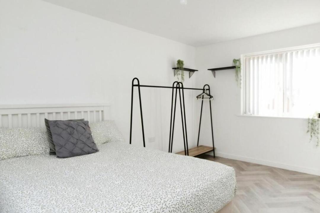 Photo of Others in Edwinstowe