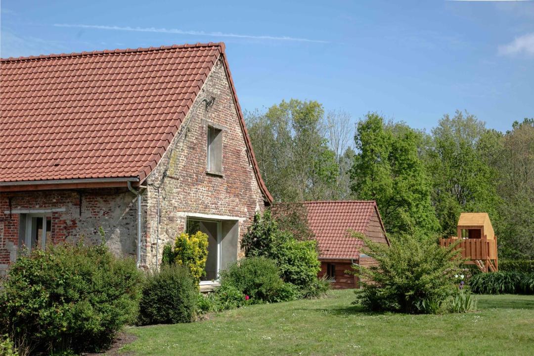 Photo of Others in Samer