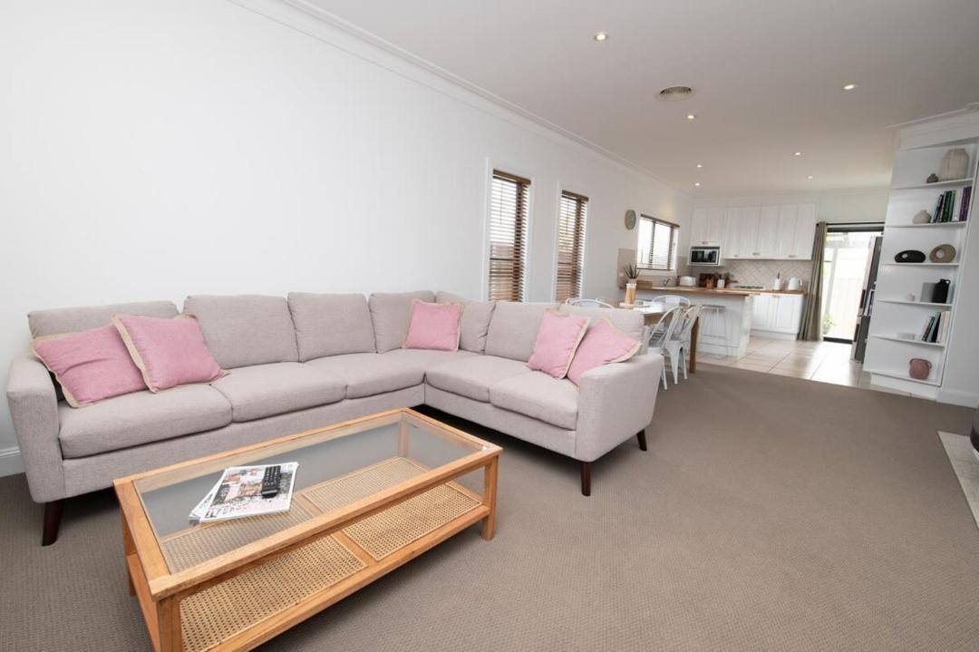 Photo of Others in Glenroi