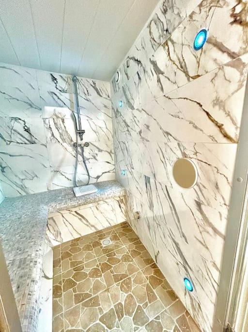 Photo of Others in Pont-sur-Yonne