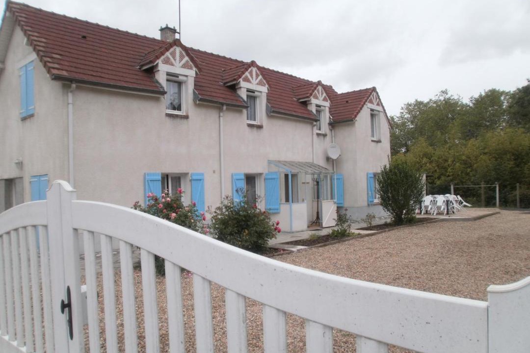 Photo of Others in Seigy