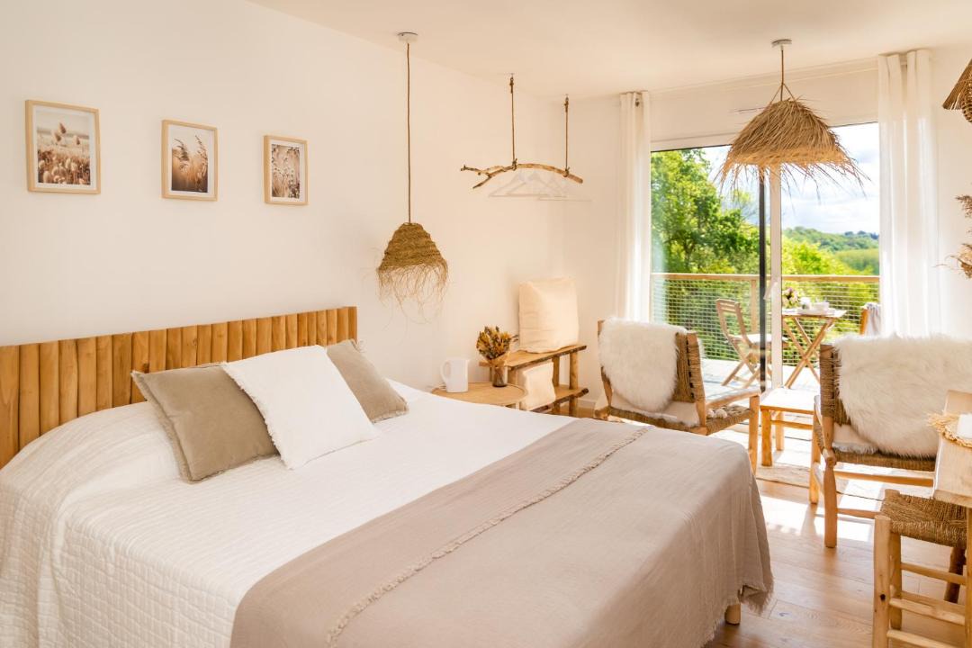 Photo of Others in Lehon