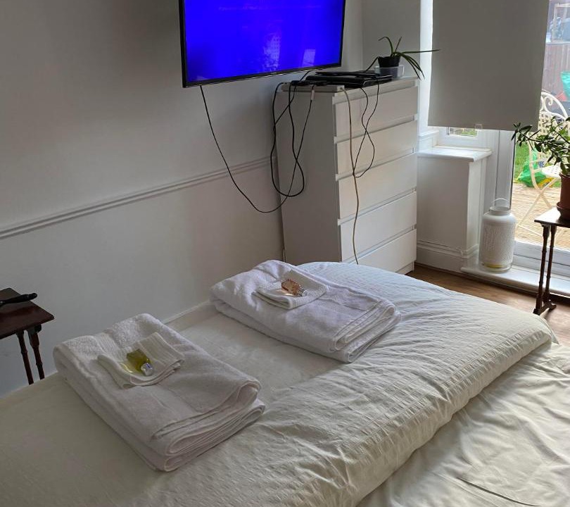 Photo of Others in Kenley