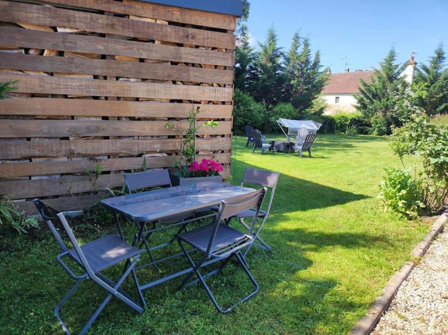 Photo of Others in Avallon