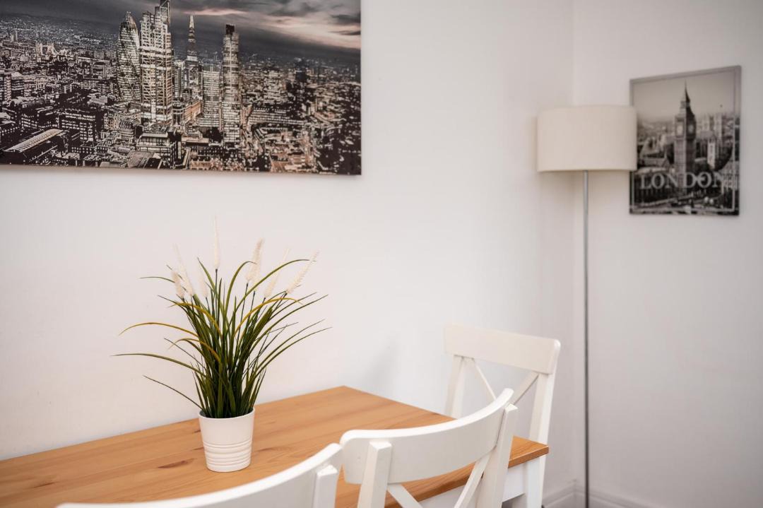 Photo of Others in Hinckley