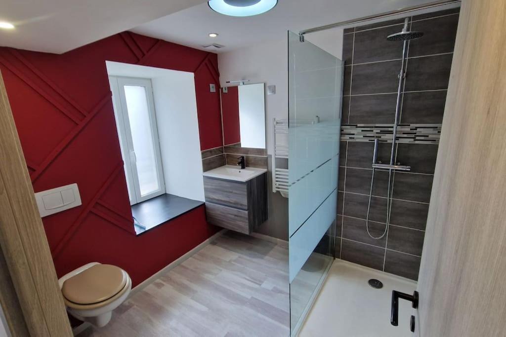 Photo of Others in La Croix-Avranchin