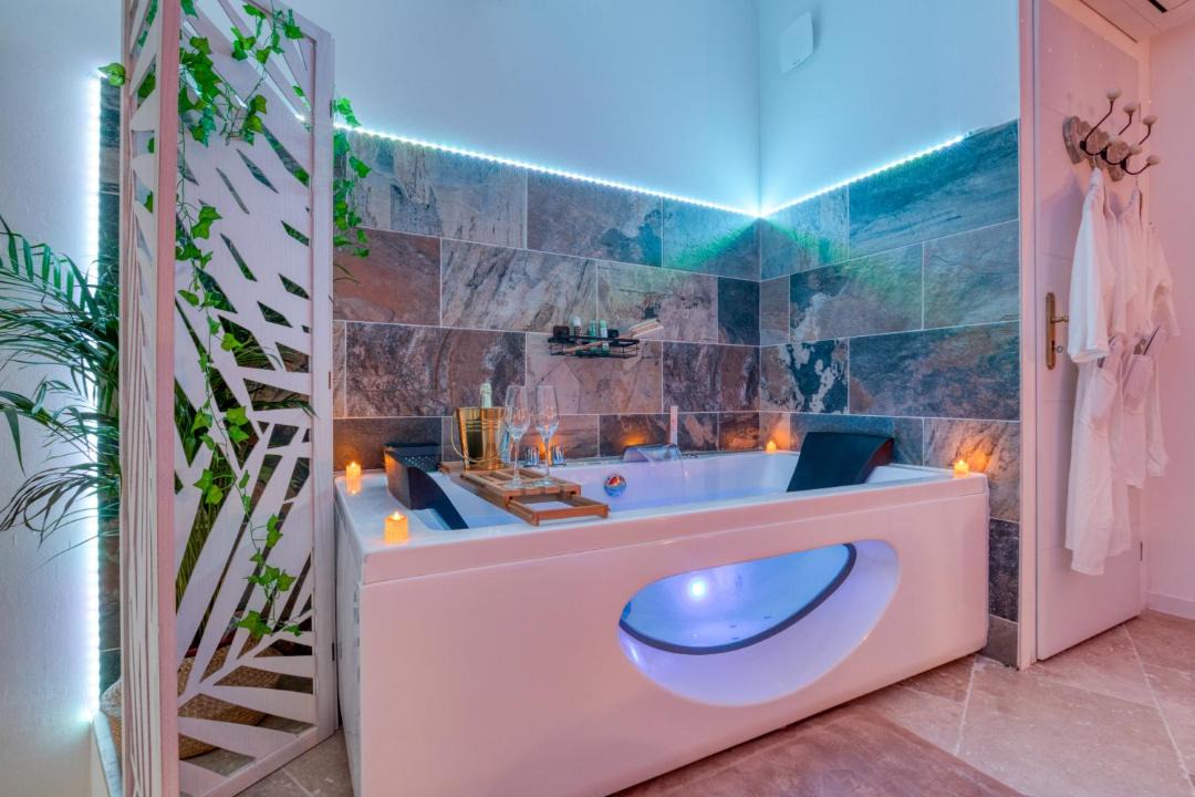 Photo of Bathroom in Lezignan-la-Cebe