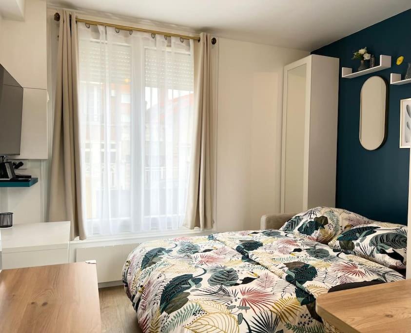 Photo of Bedroom in Bagneux