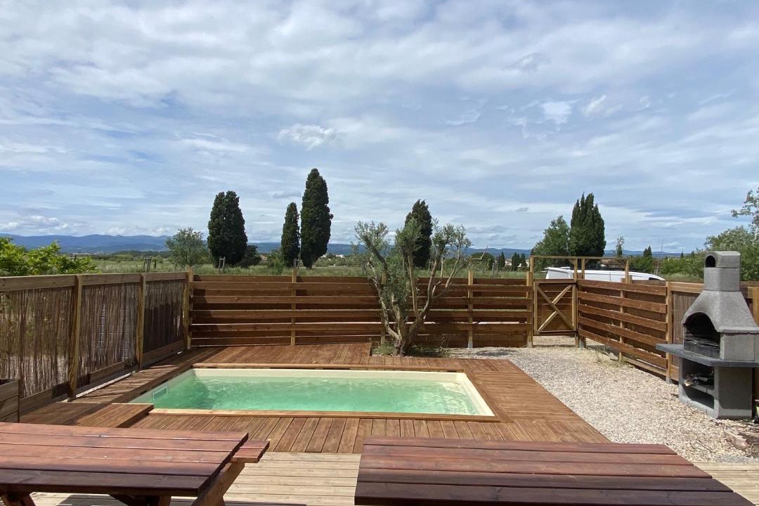 Photo of Others in Homps