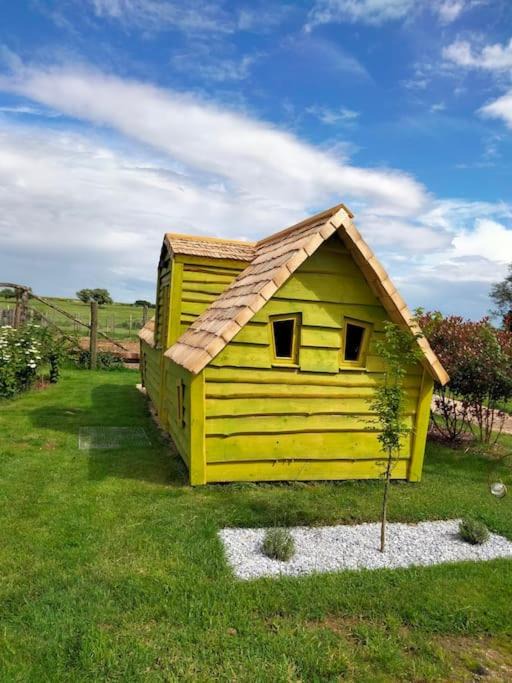 Photo of Others in Epuisay