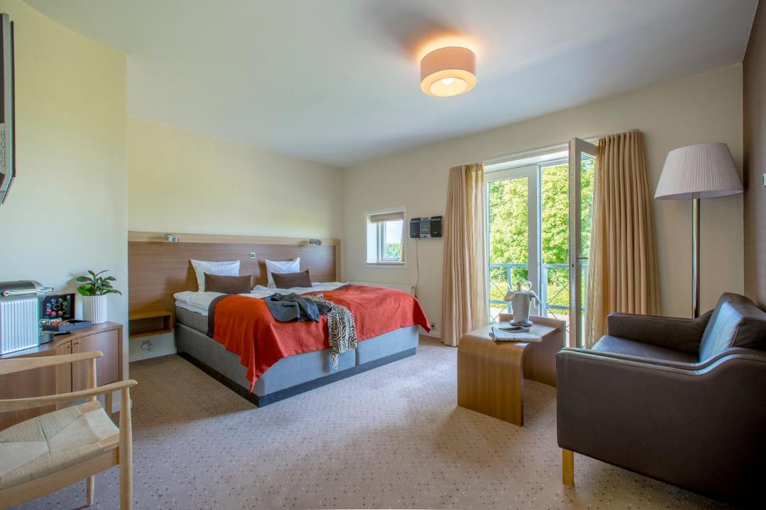 Photo of Others in Sabro