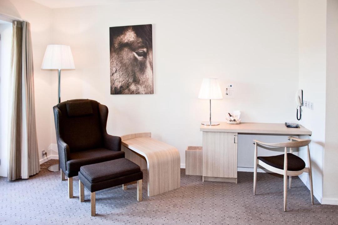 Photo of Others in Sabro