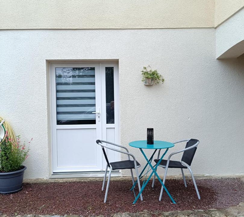 Photo of Others in Gueron