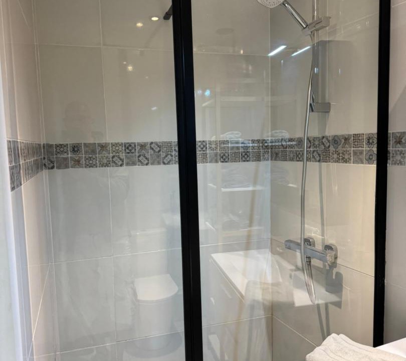 Photo of Others in Annot