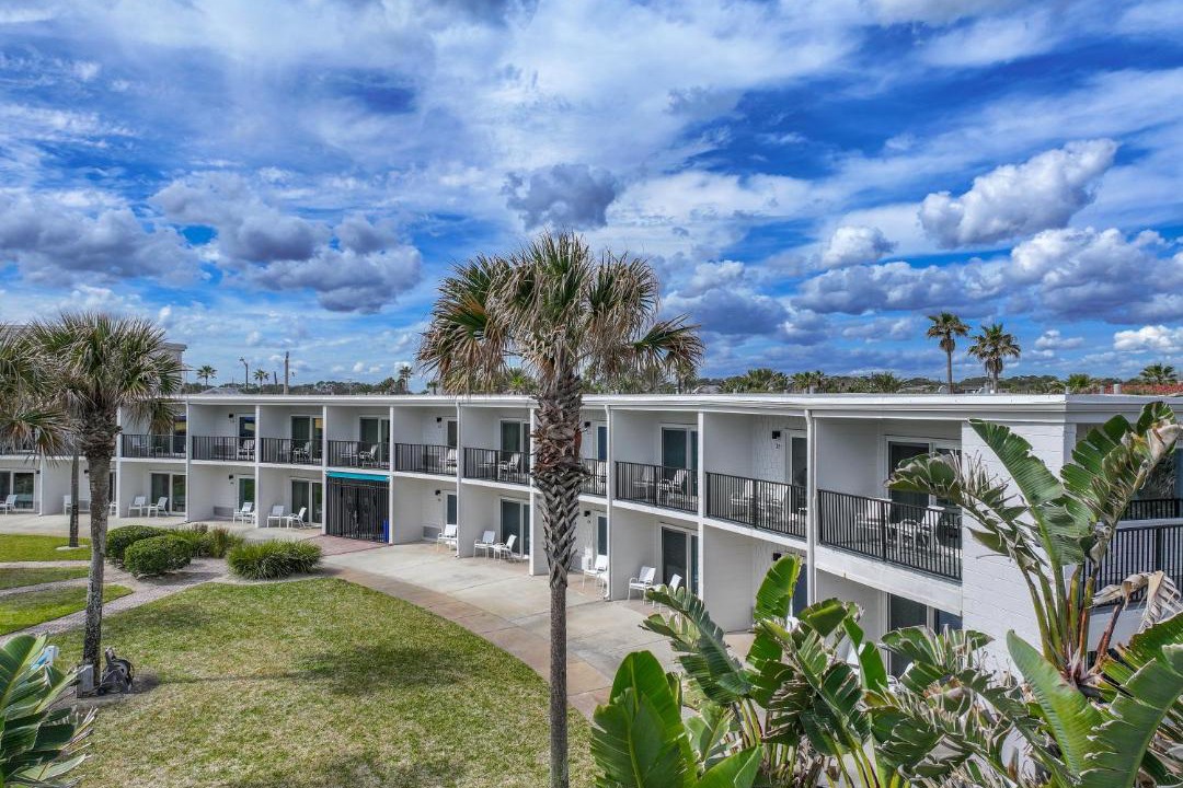 Photo of Others in Neptune Beach