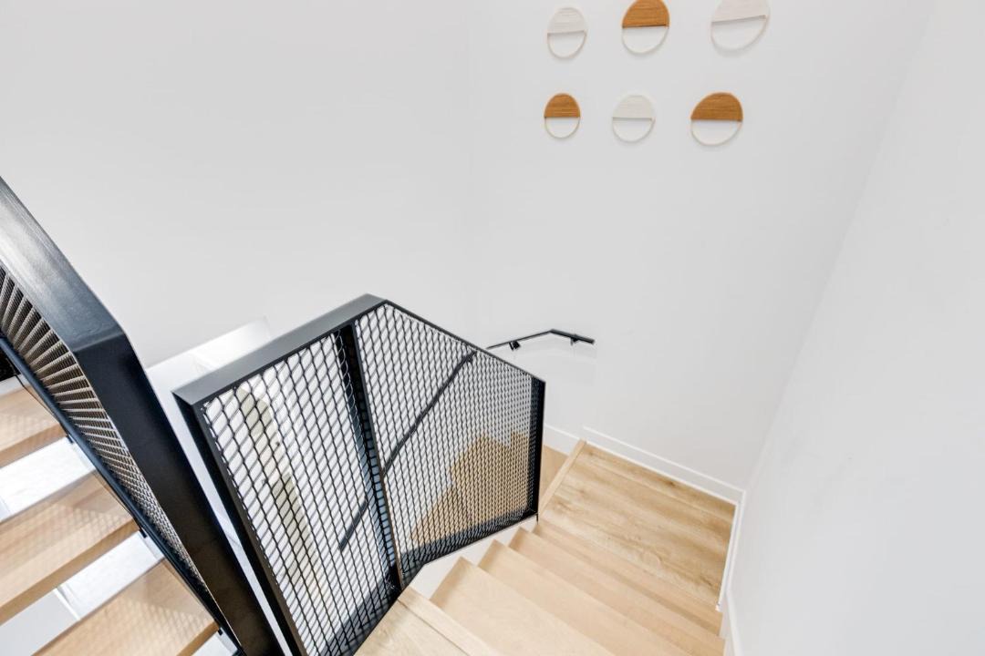 Photo of Others in Mile End