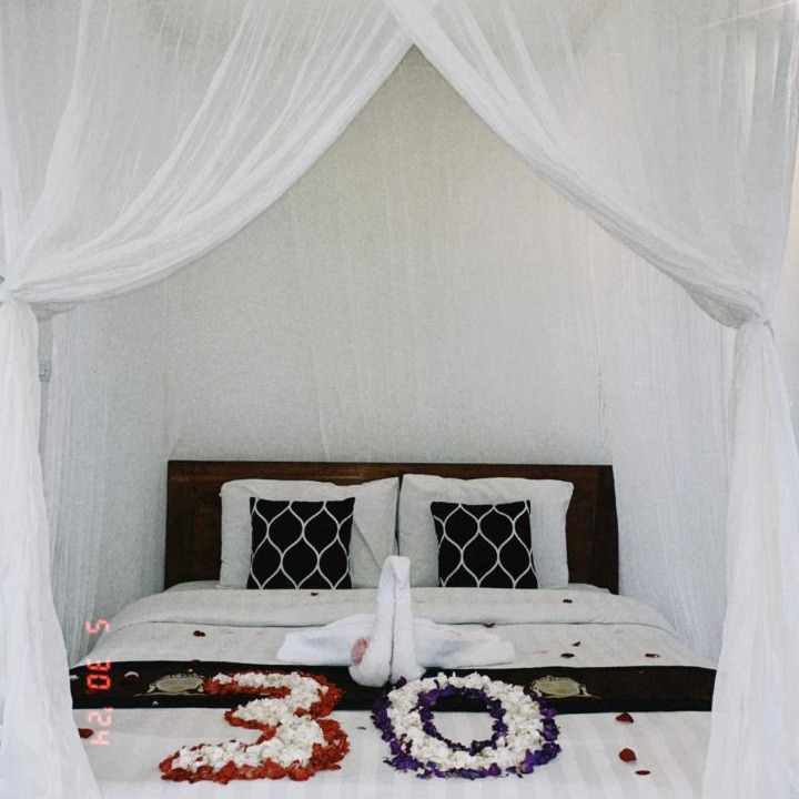 Photo of Others in Sidemen