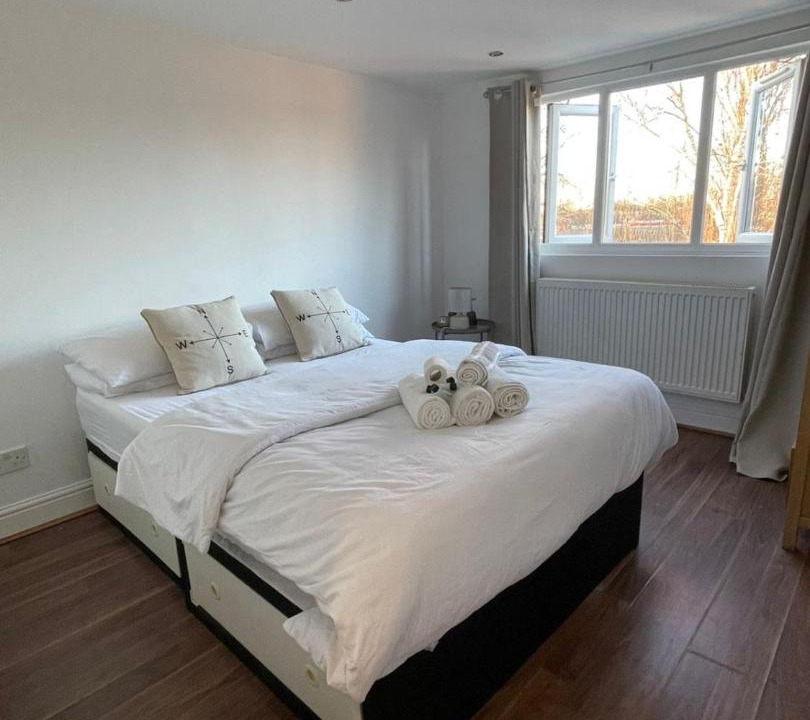 Photo of Others in Barking