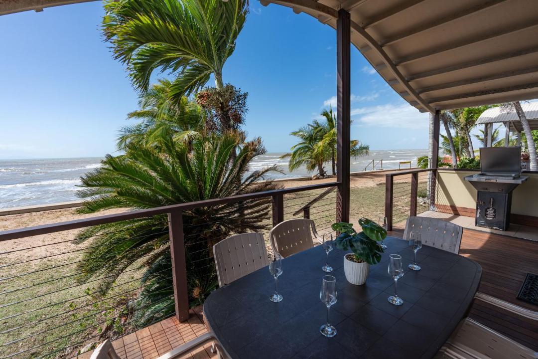 Photo of Others in Rollingstone