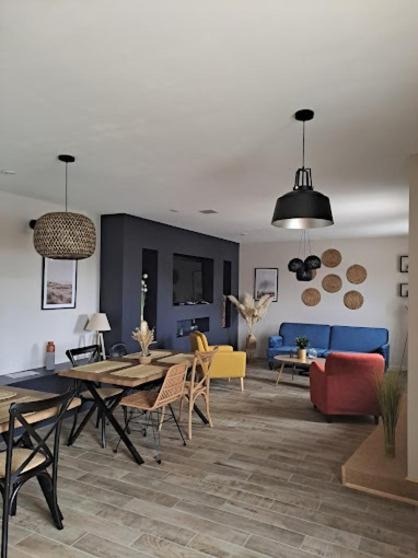 Photo of Others in Widehem