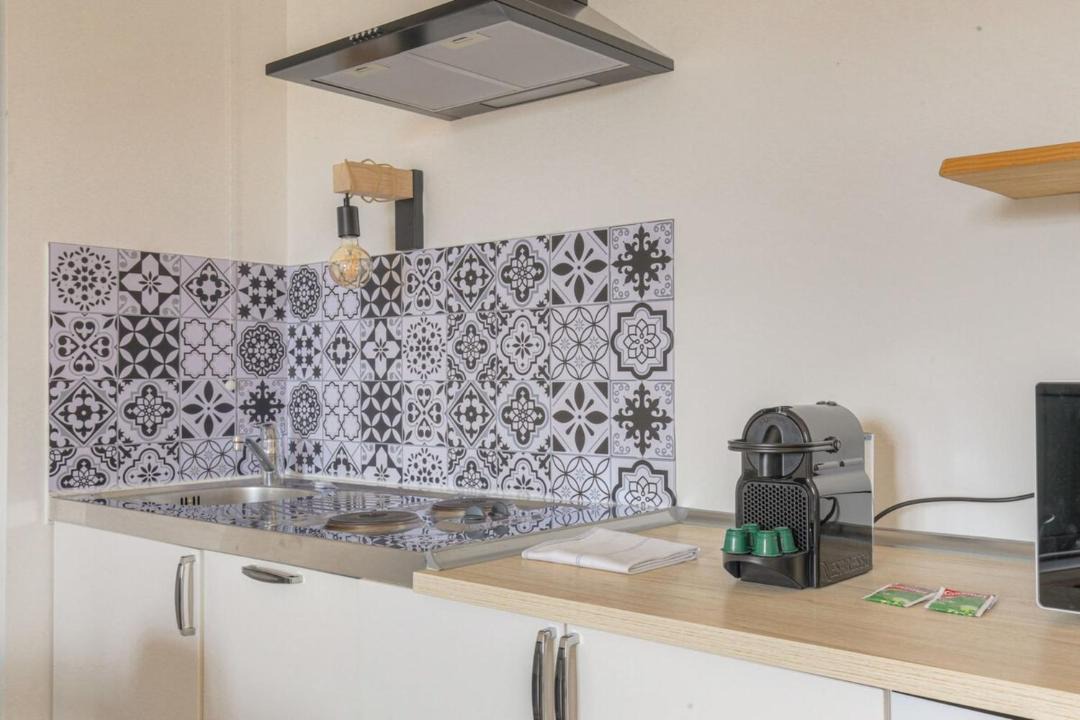 Photo of Others in Zola - Pressense