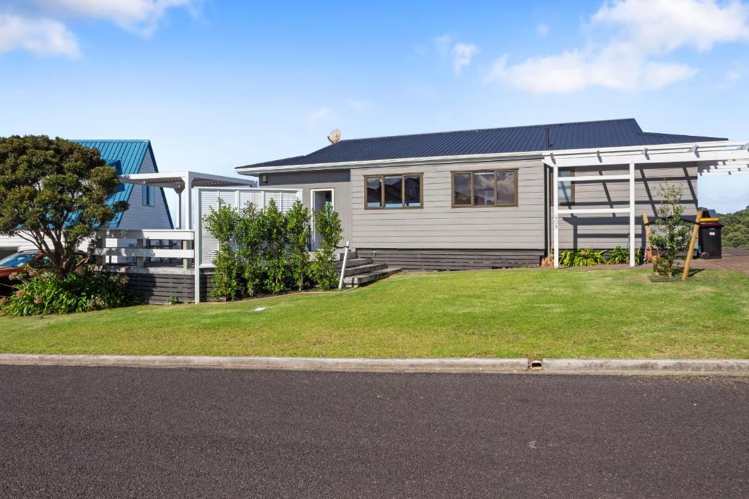 Photo of Others in Onemana