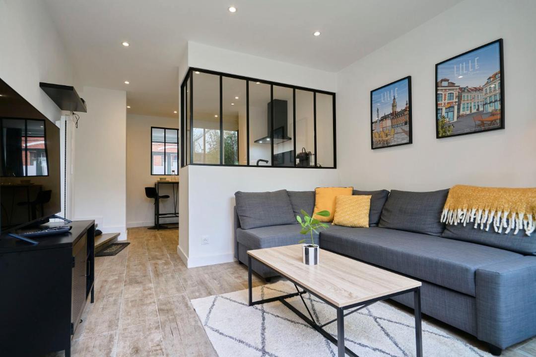 Photo of Others in Fives