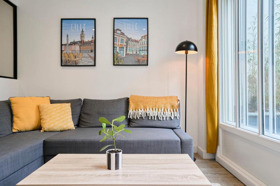 Photo of Others in Fives