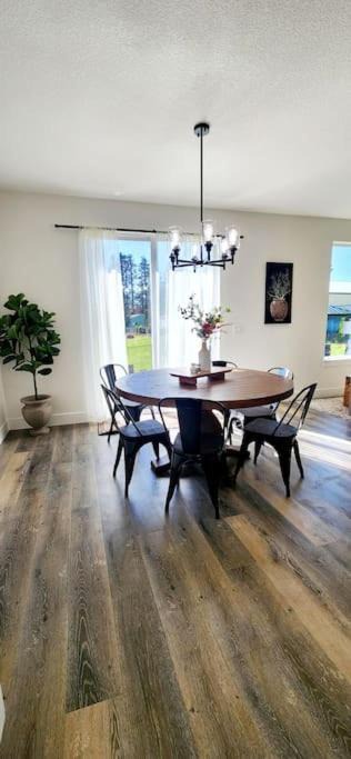 Photo of Others in Mossyrock