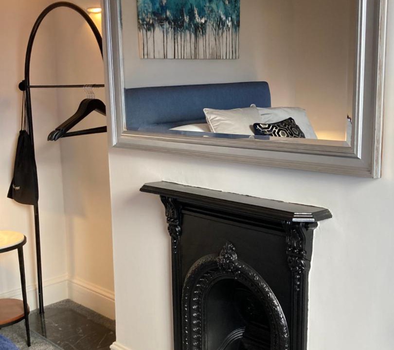 Photo of Others in Crick