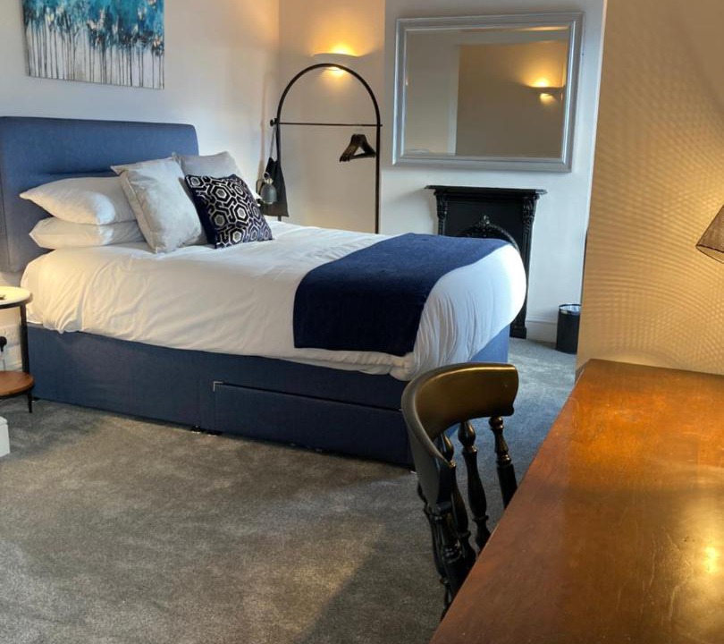 Photo of Others in Crick