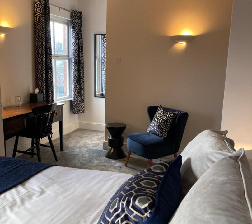 Photo of Others in Crick