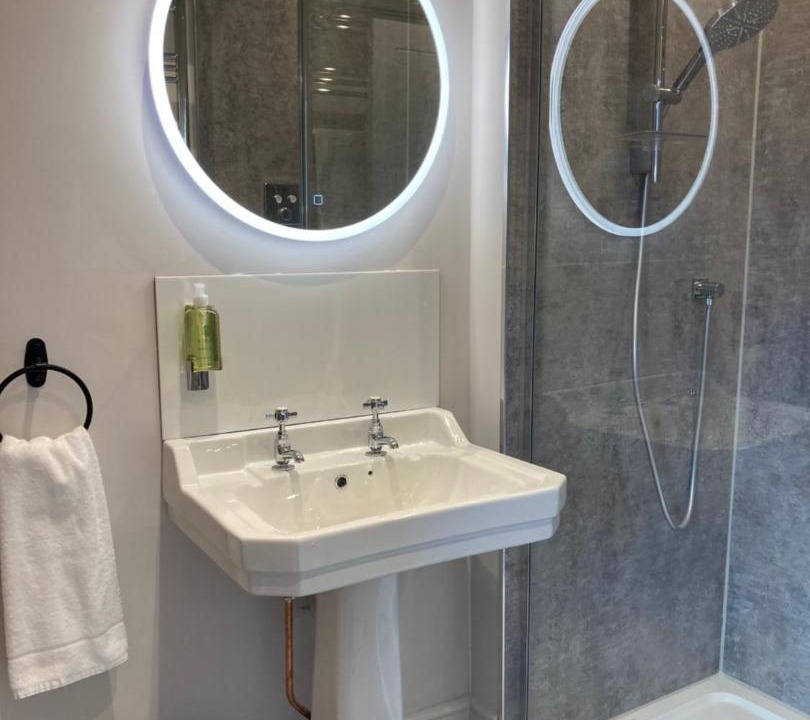 Photo of Others in Crick