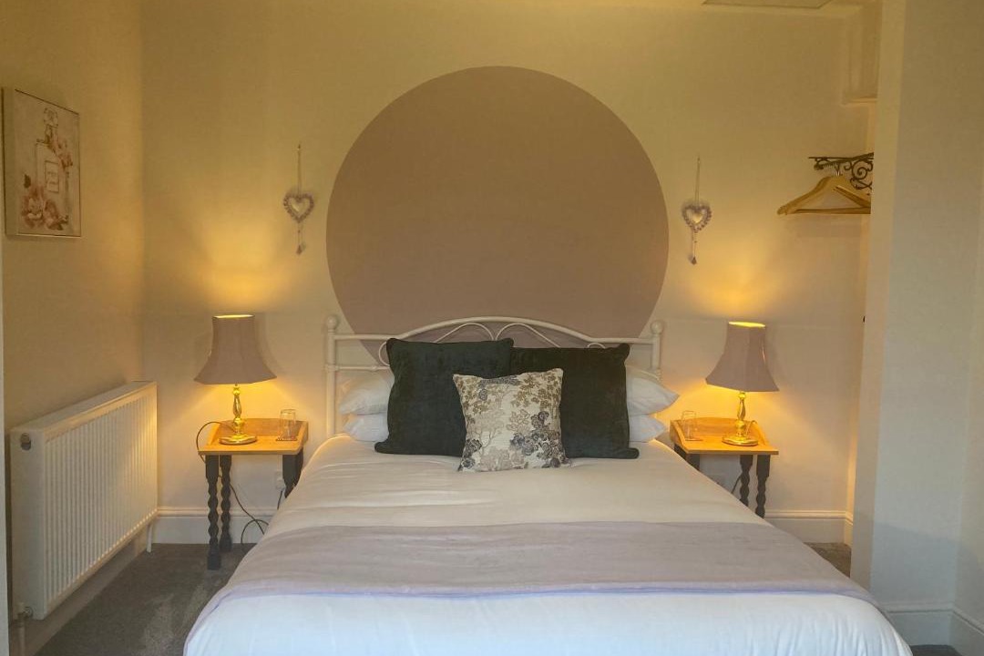 Photo of Others in Crick